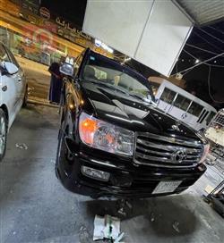 تۆیۆتا لاند کروزەر